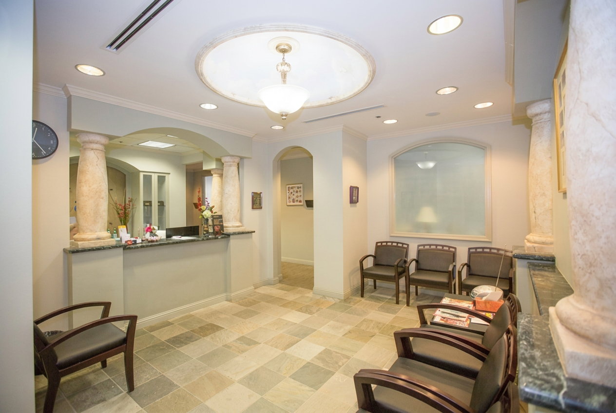 Reception and waiting area at Fertility & Lifespan Medical Institute